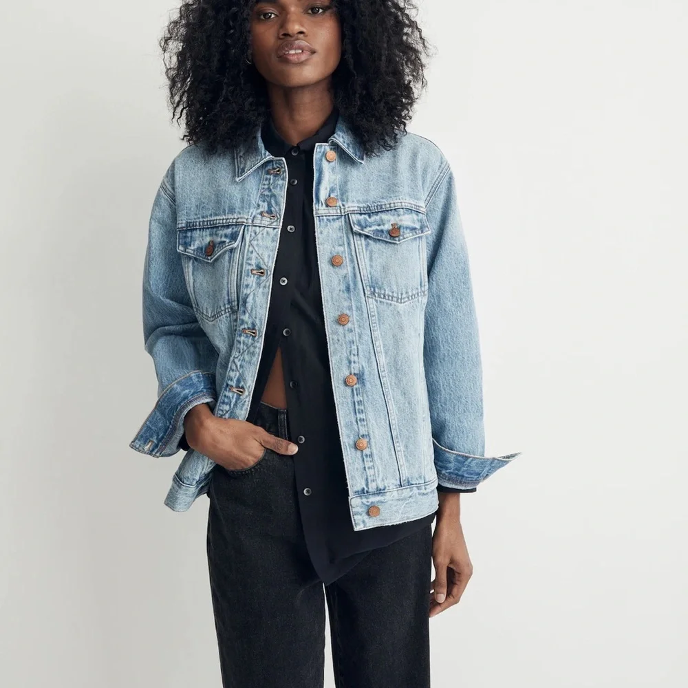 Madewell Oversized Trucker Jean Jacket - Picture 1 of 4